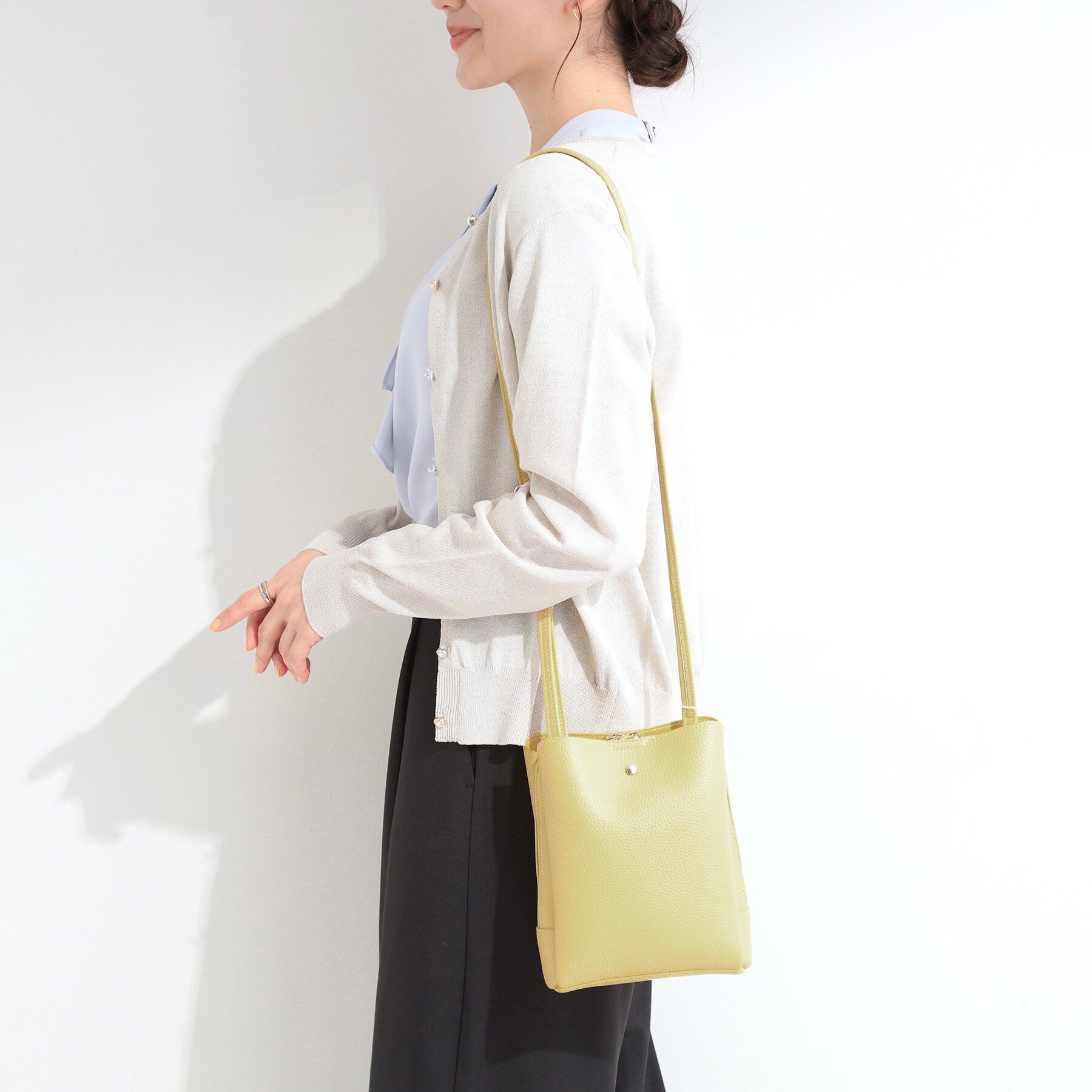 SHOO･LA･RUE「【軽量】見た目よりもたっぷり入る ふわっと軽い3層ショルダー」|ショルダー・メッセンジャー|