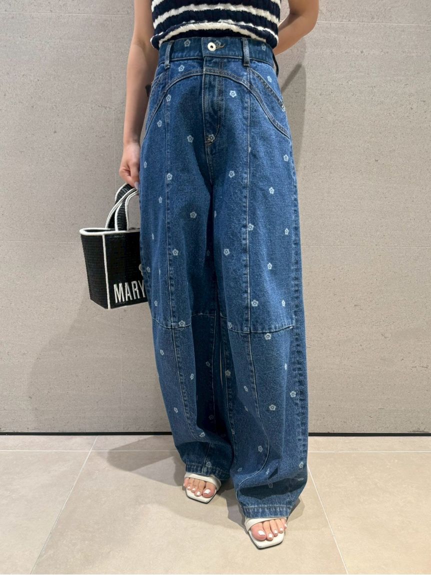 LILY BROWN「【WEB限定】【LILY BROWN&times;MARY QUANT】デイジー柄ワイドデニムパンツ」|デニム|IND