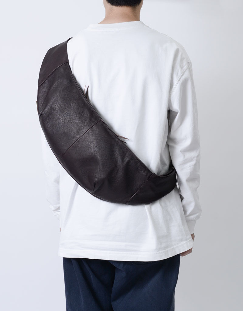 master-piece「Sash Leather スリングバッグ」|ショルダー・メッセンジャー|チョコ