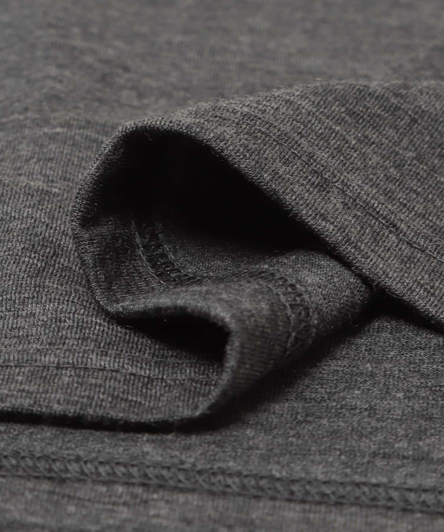 URBAN RESEARCH「new basic　WASHABLE MERINO WOOL LONG-SLEEVE」|Tシャツ・カットソー|