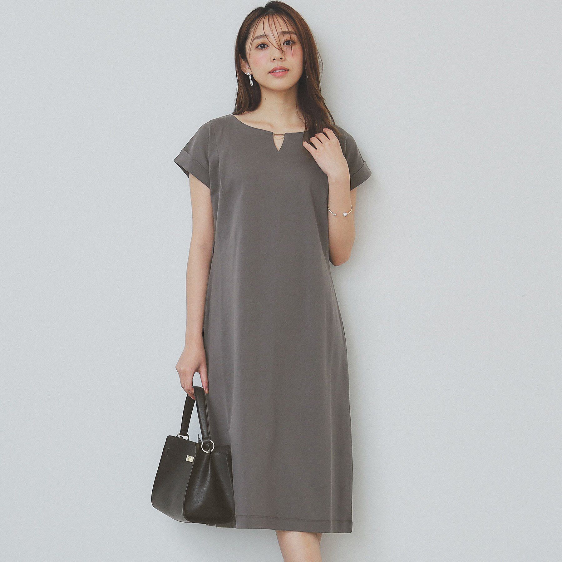 index「《5色展開／XS-3Lサイズ》Iラインシルエットワンピース【UV／接触冷感／洗濯機洗い可】」|ワンピース|
