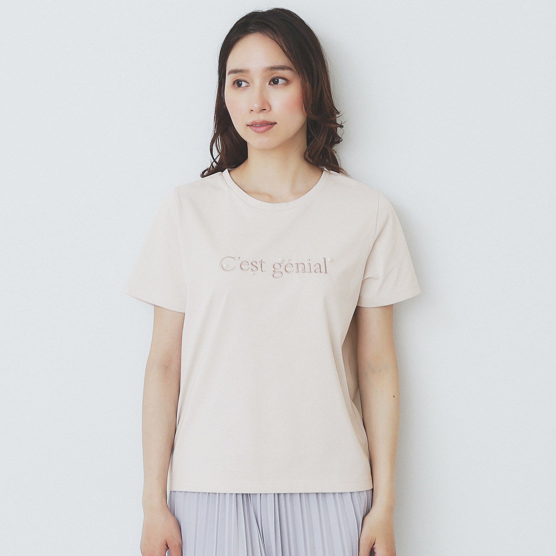index「パール調刺繍ロゴTシャツ【汗ジミ防止／吸水速乾／接触冷感／UVケア／洗濯機洗い可】」|Tシャツ・カットソー|