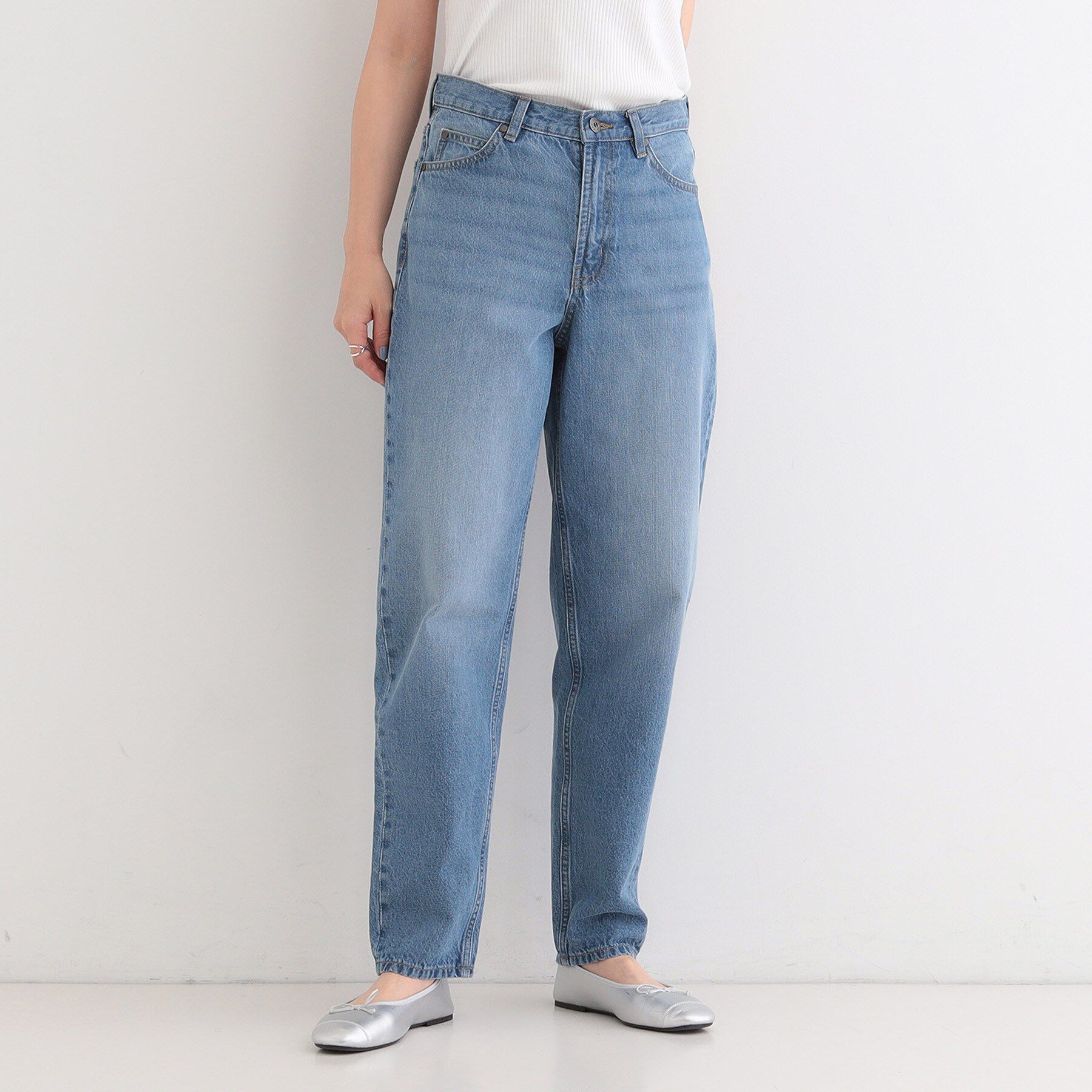 SHOO･LA･RUE「【SHOO・LA・RUE DENIM】大人のきれいめカジュアルに デニムテーパードパンツ」|デニム|