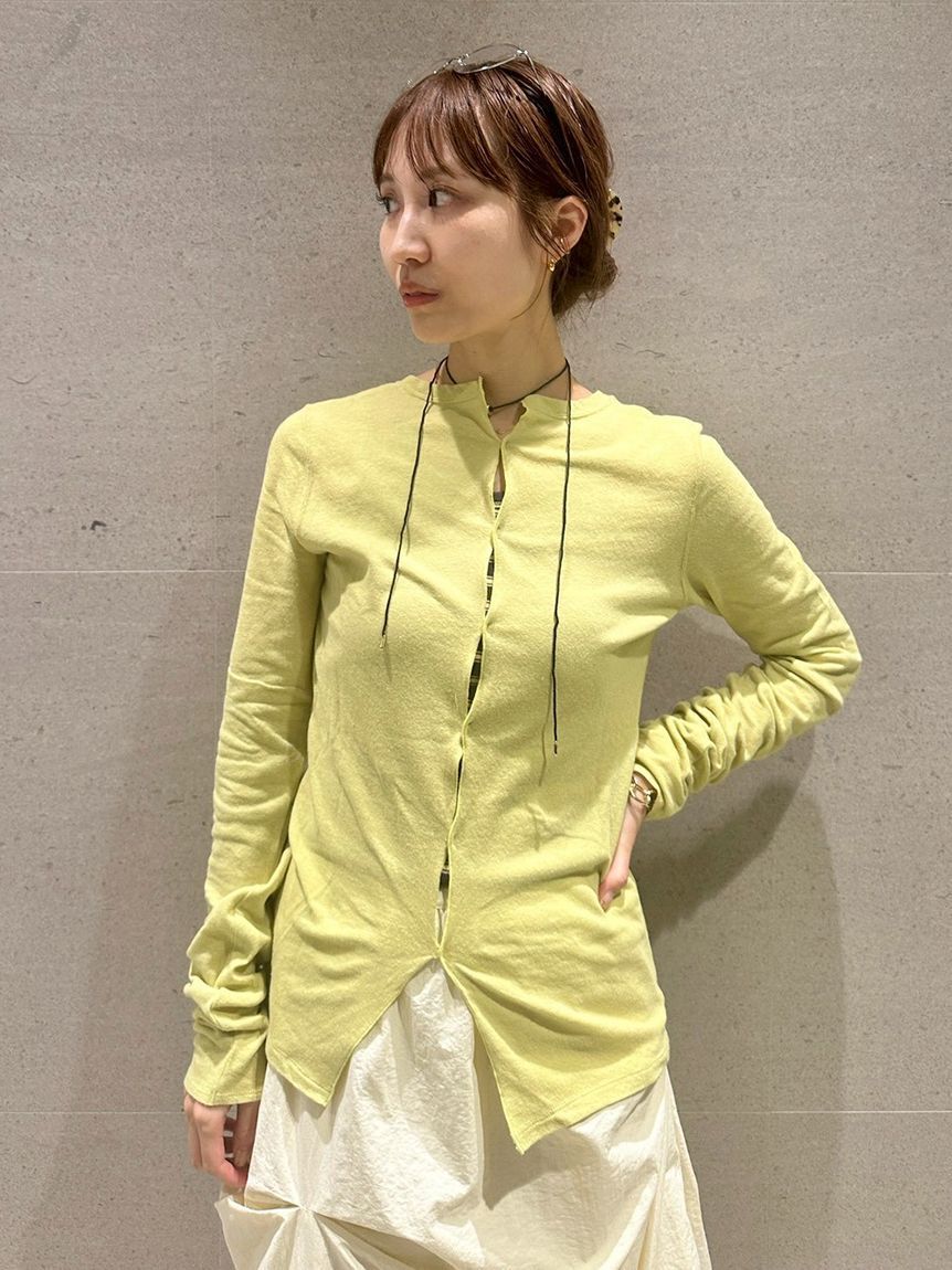 emmi atelier「【ONLINE限定カラーあり】2wayスラブ天竺カットソー」|Tシャツ・カットソー|LIME