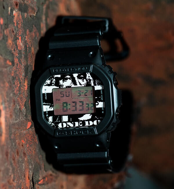 BEAMS「BEAMS｜【別注】G-SHOCK &times; KOUSUKE KAWAMURA / DW 5600-E ''1 dollar bill shredded&rsquo;&rsquo;｜腕時計」|腕時計|