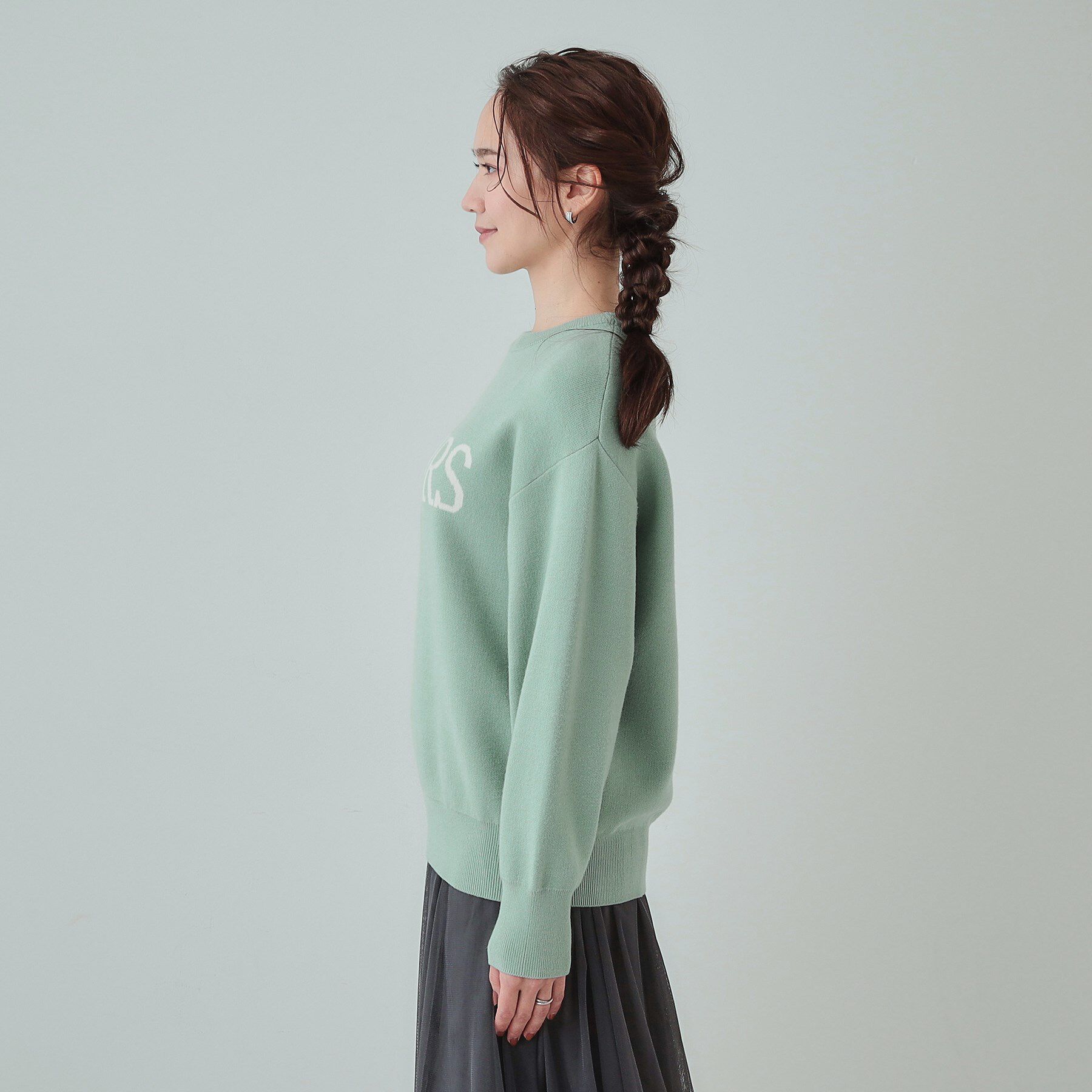 SHOO･LA･RUE「【洗える/ちくちくしにくい/静電気軽減】スウェットライク ロゴニット」|ニット・セーター|
