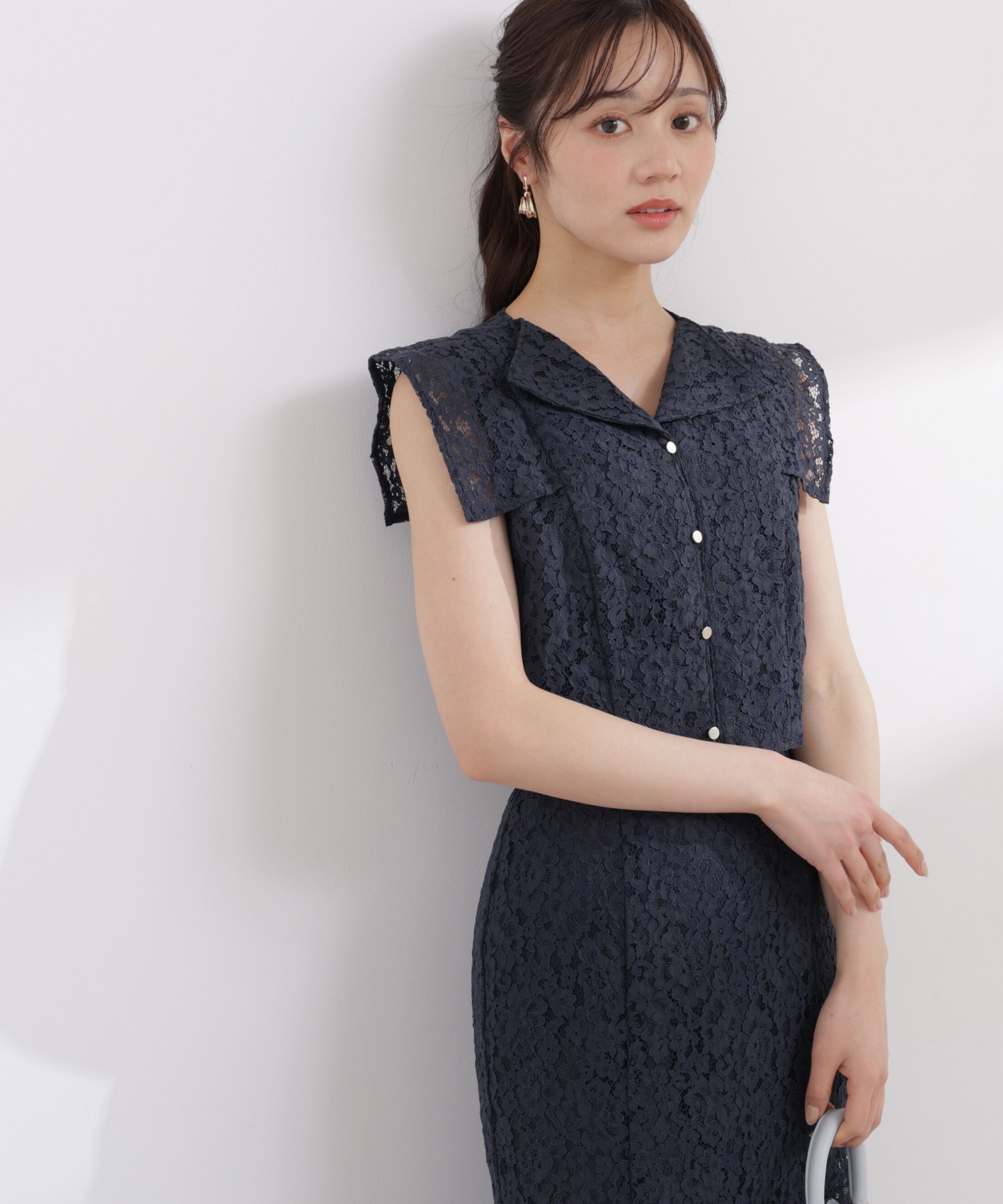 PROPORTION BODY DRESSING「衿付きレースブラウス 26SS」|シャツ・ブラウス|ネイビー