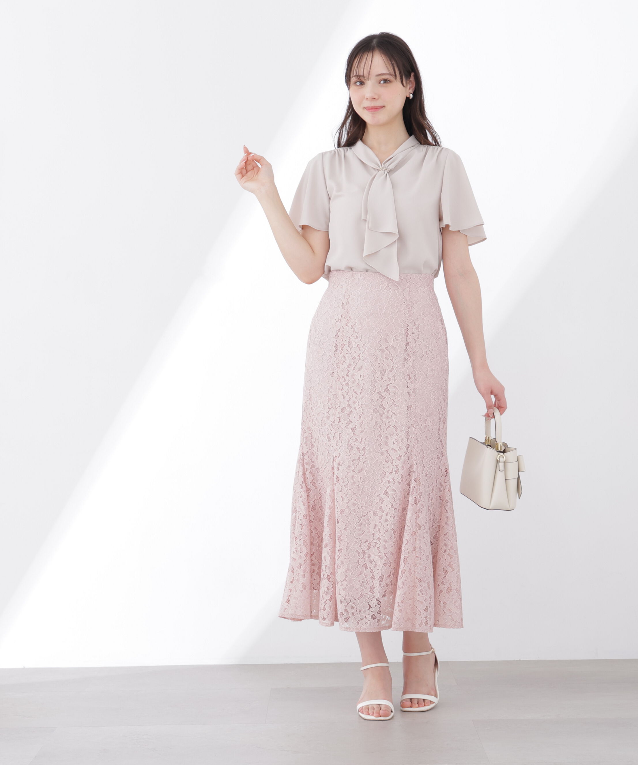 PROPORTION BODY DRESSING「チェーン付きフリルタイブラウス」|シャツ・ブラウス|