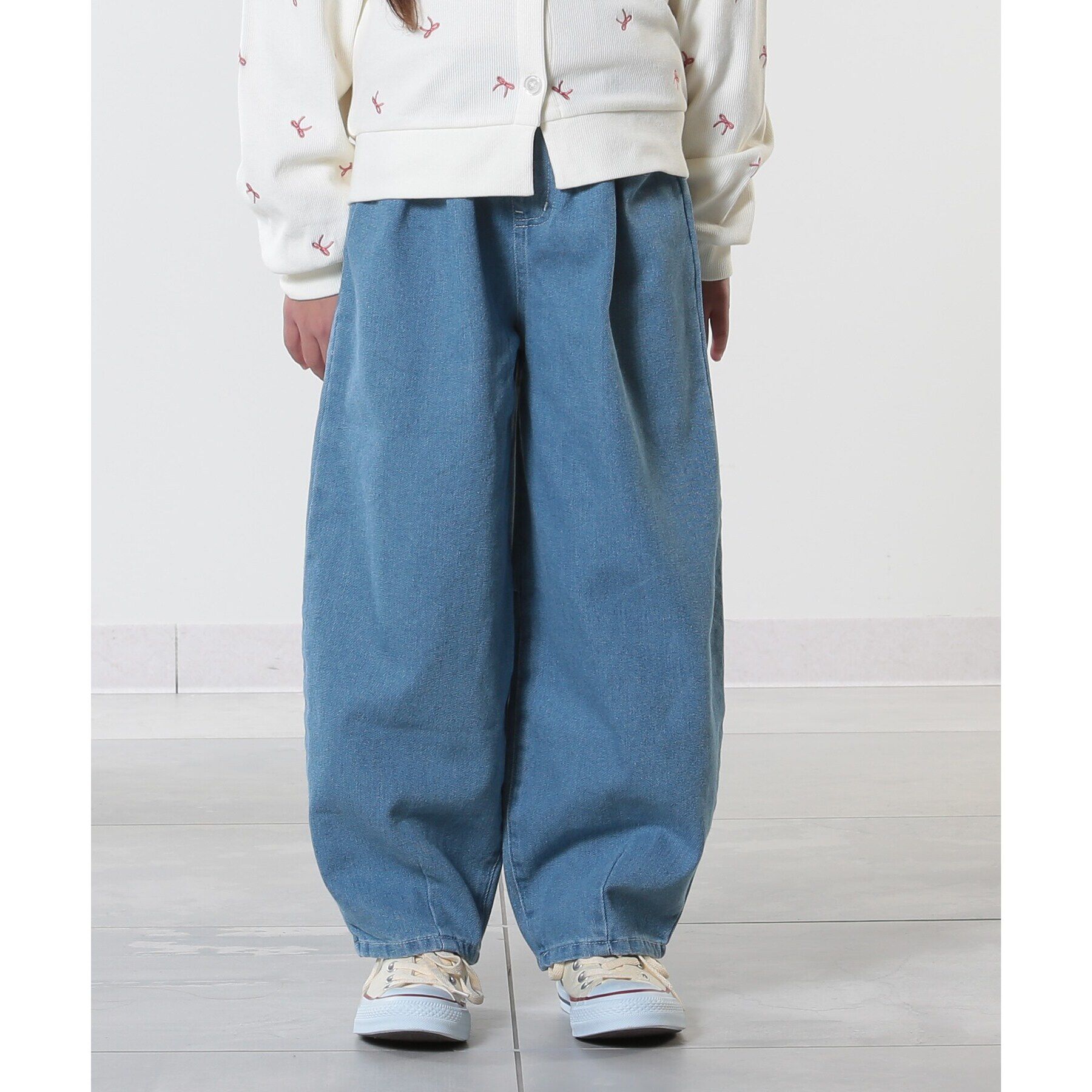 SHOO･LA･RUE「【100-150cm/洗える/男女兼用】穿くだけで旬な着こなしに アソートカーブパンツ」|その他|サックスブルー(69