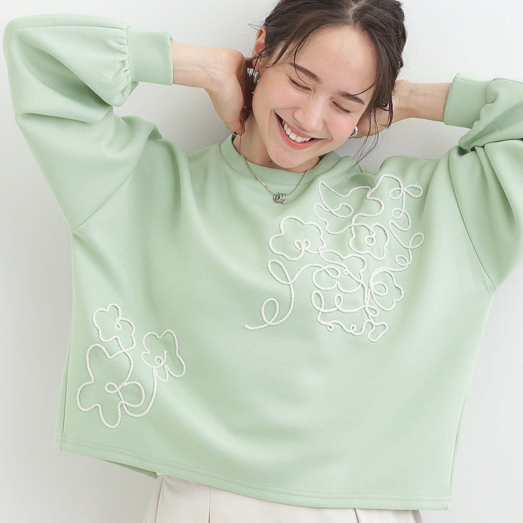 SHOO･LA･RUE「【S-LL】美しいシルエット お花ロープ刺繍ダンボールトップス」|Tシャツ・カットソー|ミントグリーン(02