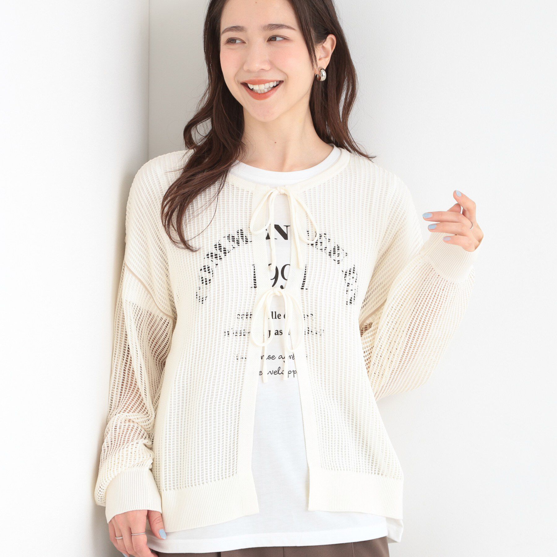 SHOO･LA･RUE「【2点セット/洗濯機可/S-LL】時短でこなれ見え カーデにもなる2WAYメッシュニット+半袖ロゴT」|その他|オフホワイト(003