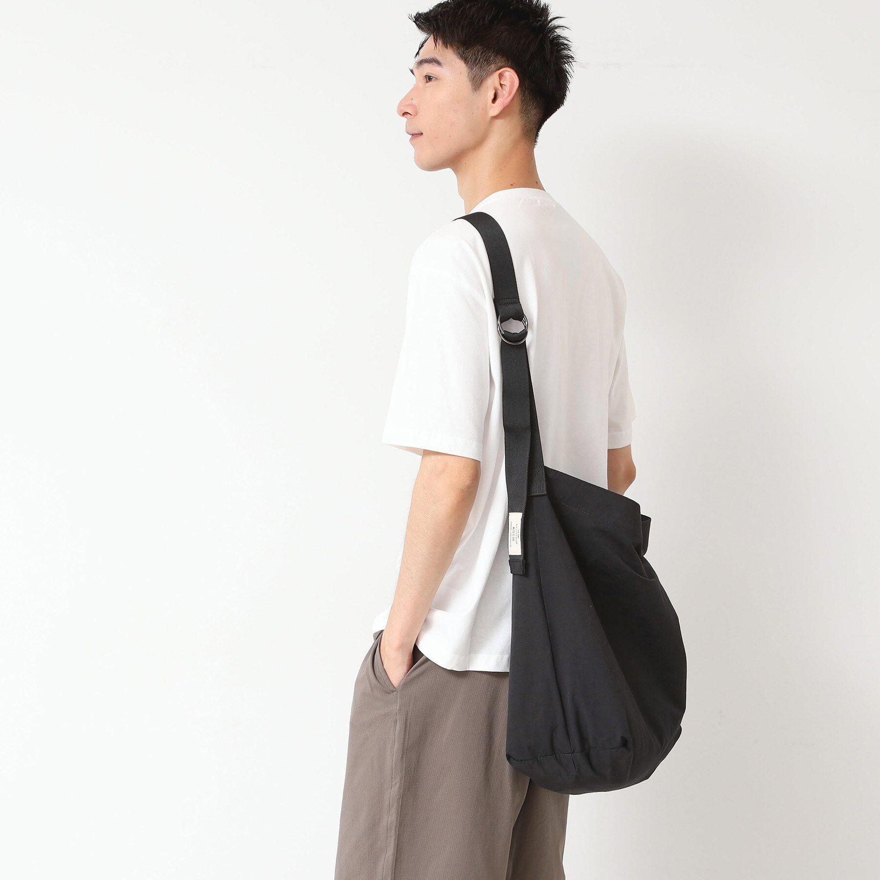 Dessin「【ユニセックス・A4収納可】ビッグショルダーBAG」|ショルダー・メッセンジャー|