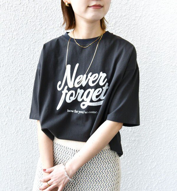SHIPS for women「《一部追加予約》【SHIPS別注】81BRANCA:ロゴ 5分袖 TEE」|Tシャツ・カットソー|