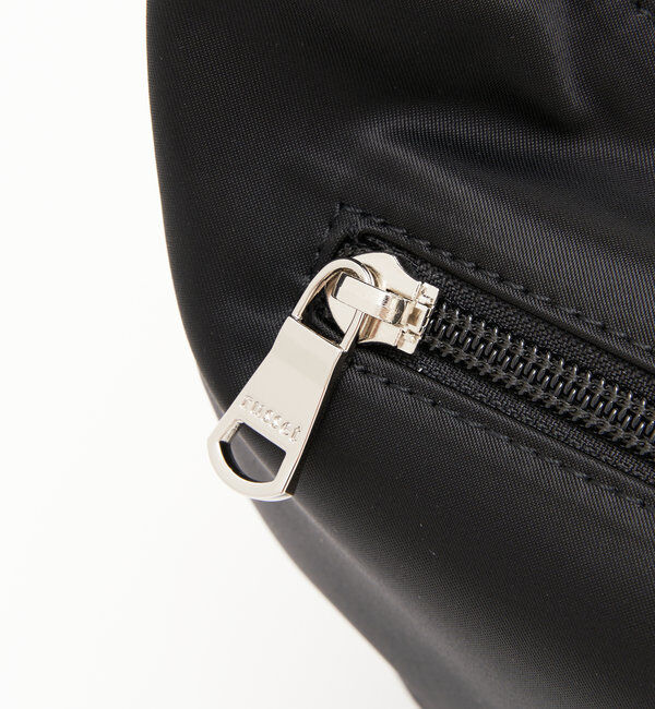 「クラウズナイロンラウンドショルダーバッグ」|ショルダー・メッセンジャー|