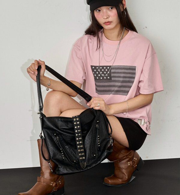  「【UNISEX】KOOKY'N スタースタッズフラッググラフィックTEE」|Tシャツ・カットソー|