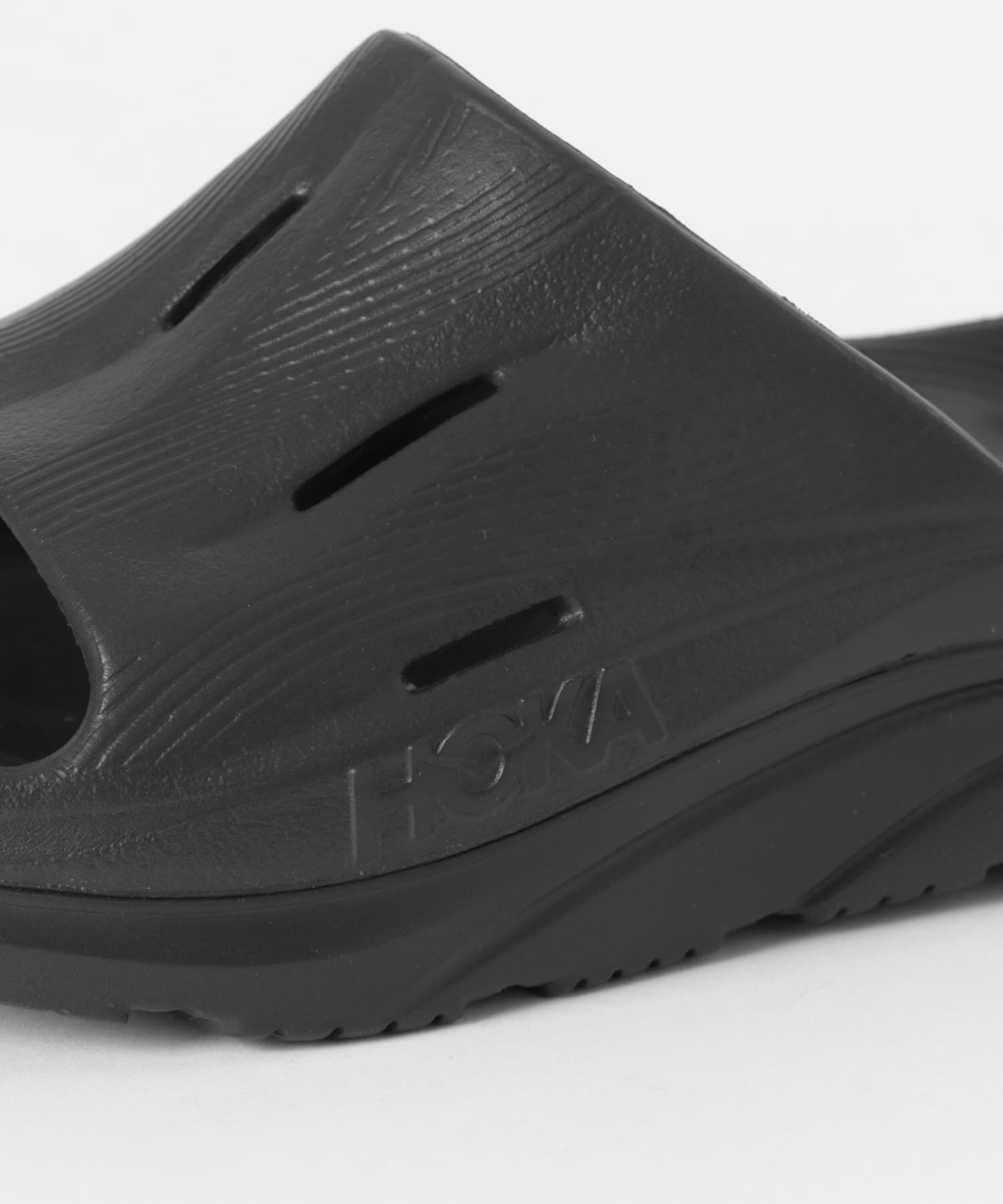 URBAN RESEARCH「HOKA ONEONE　ORA RECOVERY SLIDE 3」|サンダル|