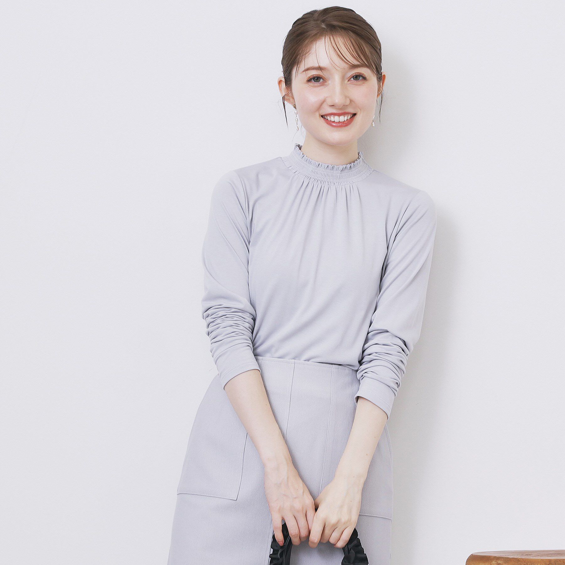 index「シャーリングデザイントップス【洗濯機OK／吸湿発熱】」|Tシャツ・カットソー|サックスブルー(09