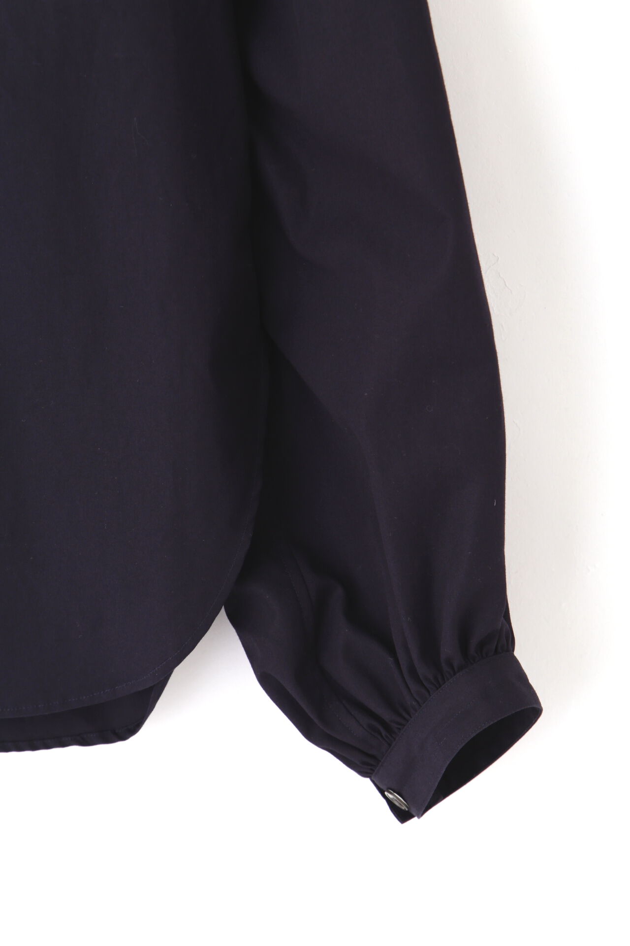 YLEVE 「YLEVE / BOURRIENNE  COTTON TYPEWRITER RUFFLE BLOUSE」|シャツ・ブラウス|