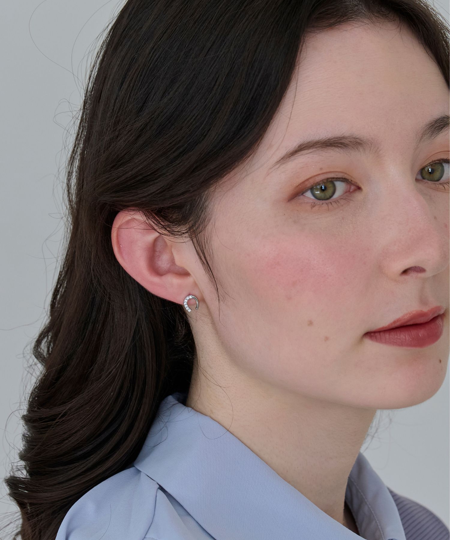 Phoebe「【金属アレルギー対応】グロッシーミニホースシューピアス　シルバー　ステンレス/馬蹄/蹄鉄/ギフト」|ピアス|