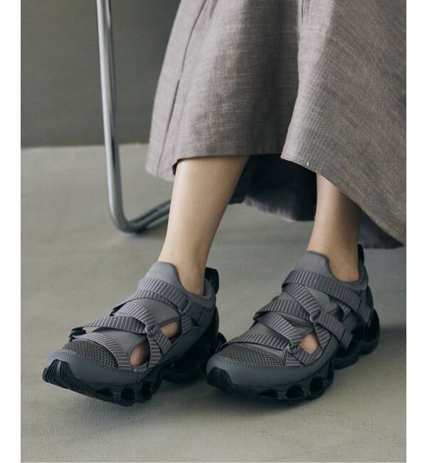 SLOBE IENA「《WEB限定》MIZUNO/ミズノ wave prophecy strap」|スニーカー|グレーB