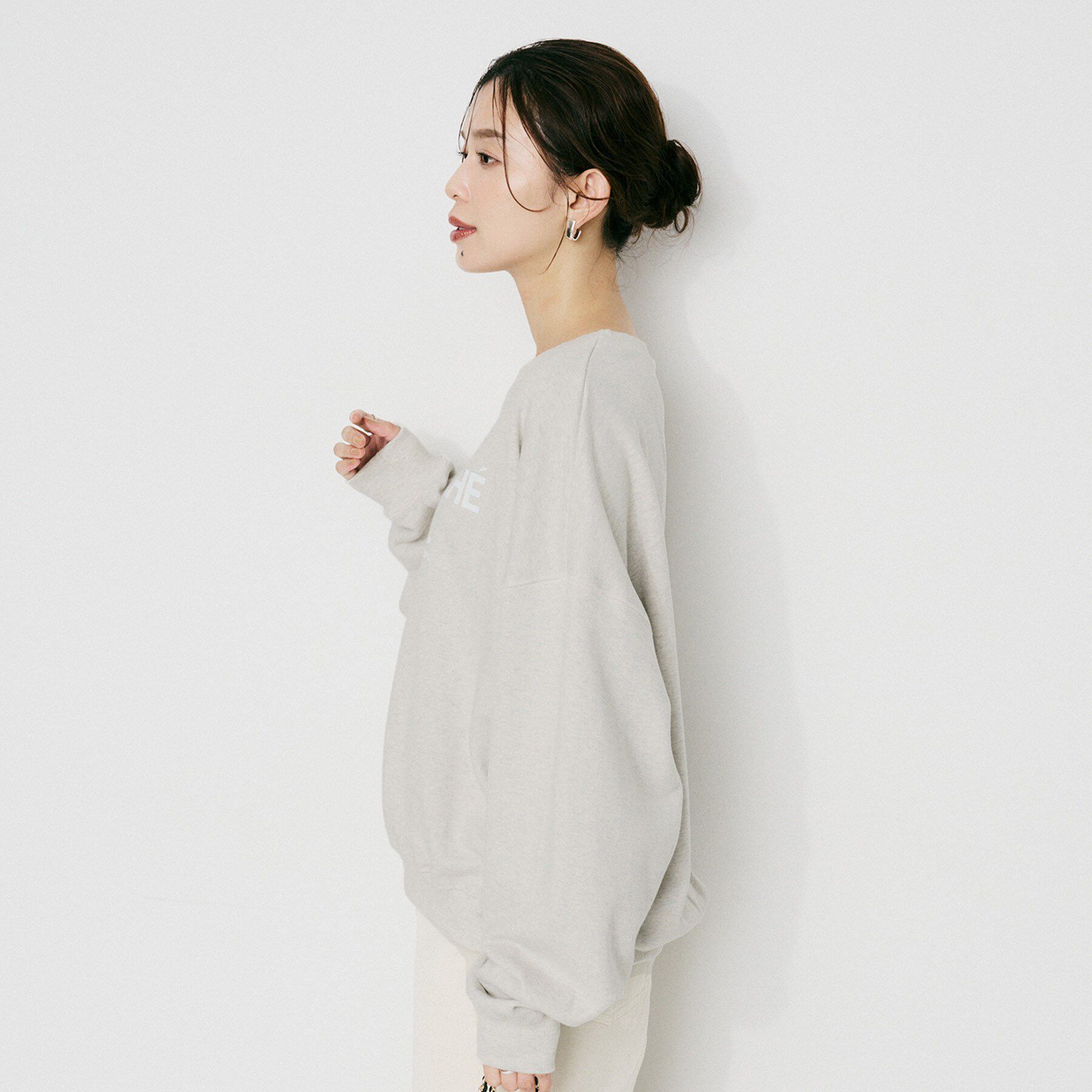 UNTITLED「【CHIGNON】別注ロゴスウェット」|パーカー|