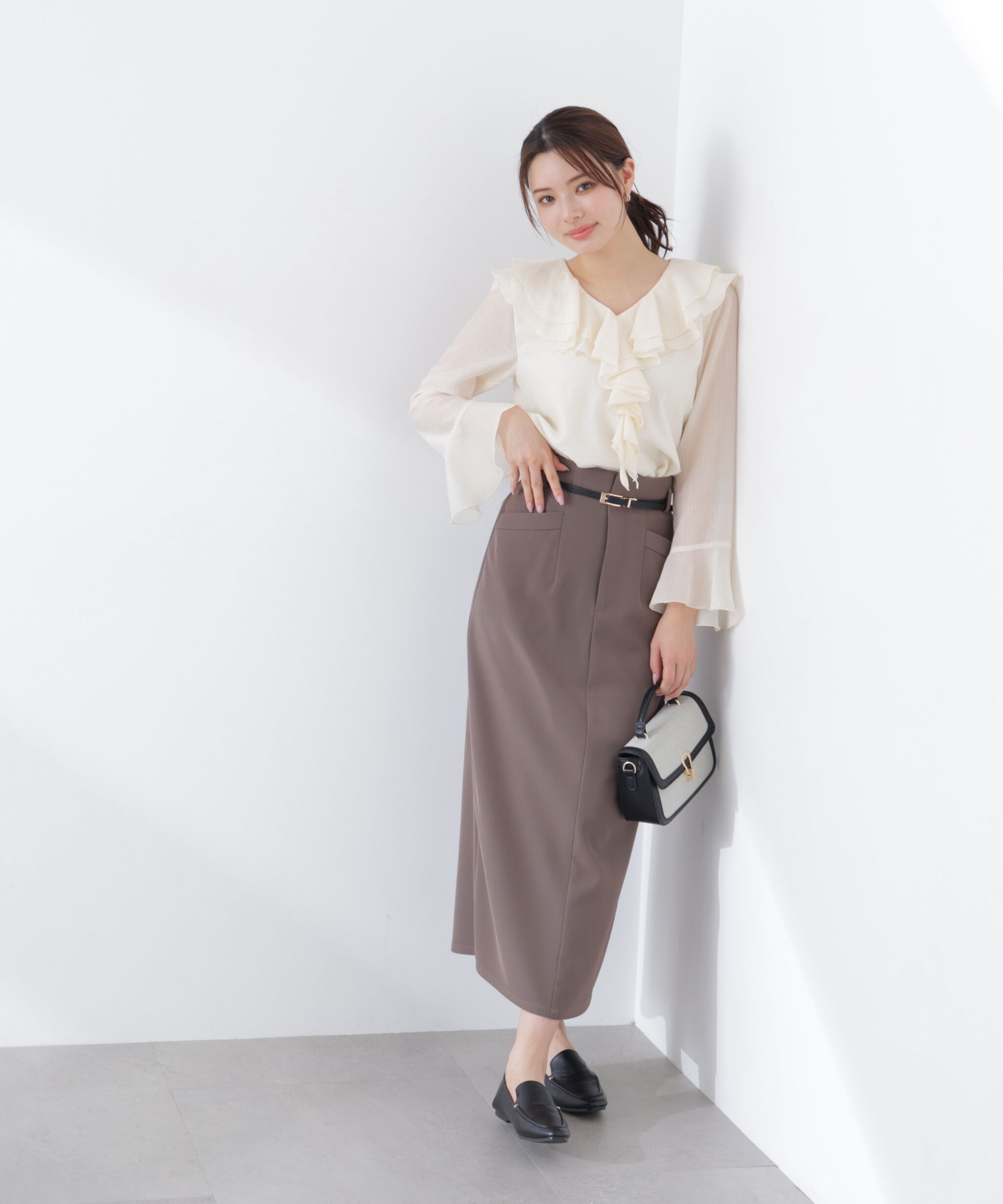 PROPORTION BODY DRESSING「〈a/mie〉ベーシックナロースカート　26SS」|スカート|