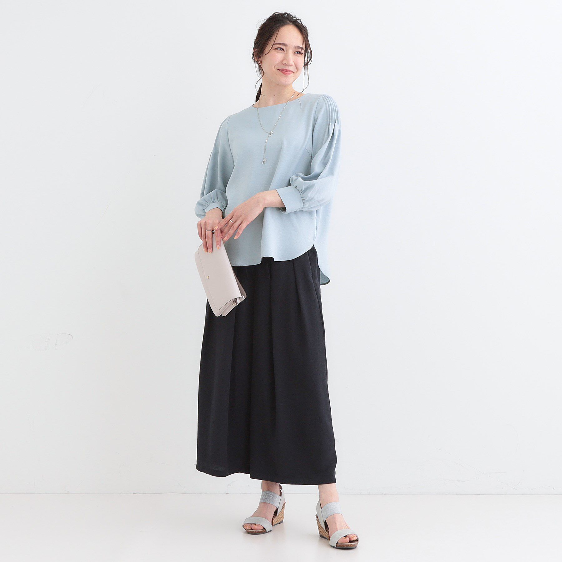 SHOO･LA･RUE「【洗える/洗濯後しわになりにくい】無理せずキレイ 肩タックブラウス」|シャツ・ブラウス|