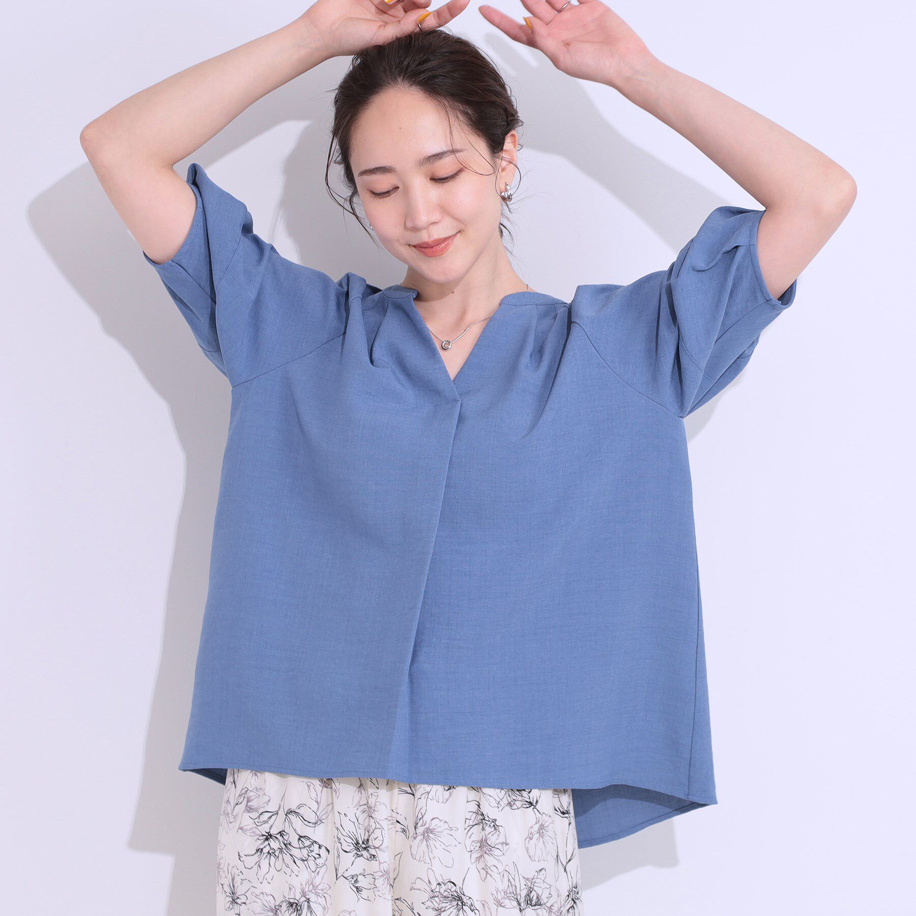 SHOO･LA･RUE「【洗える/S-LL】洗濯後しわになりにくい 5分袖スキッパーブラウス」|シャツ・ブラウス|