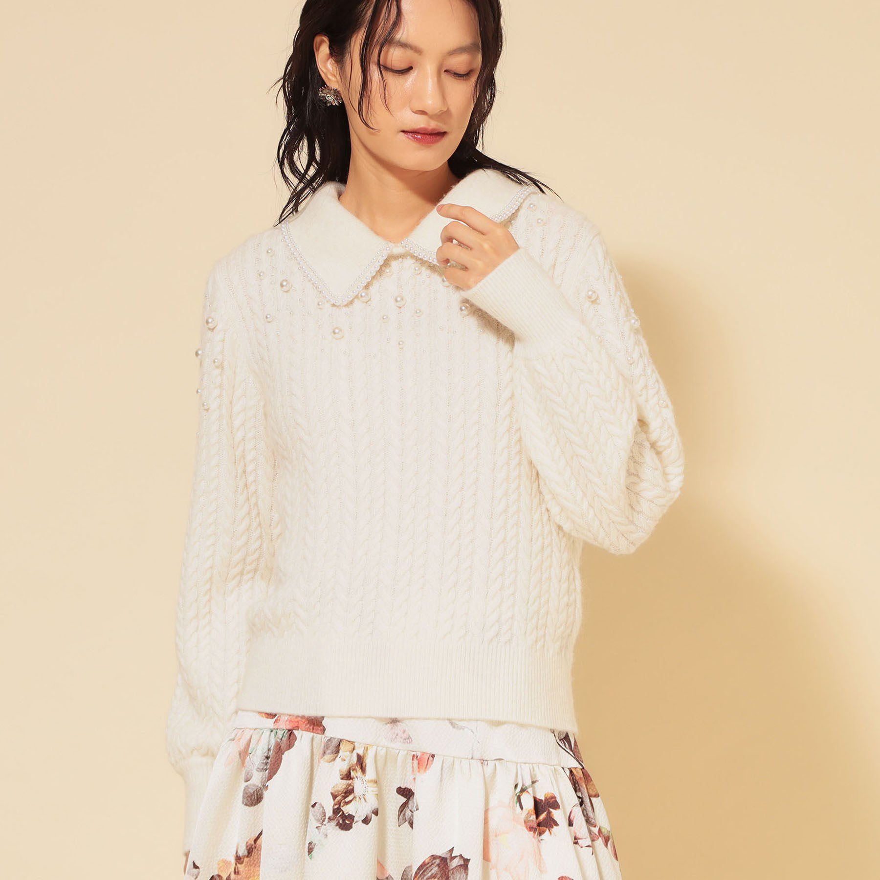 SunaUna「【COLLECTION LINE】衿付きパール調ニット」|ニット・セーター|オフホワイト(003