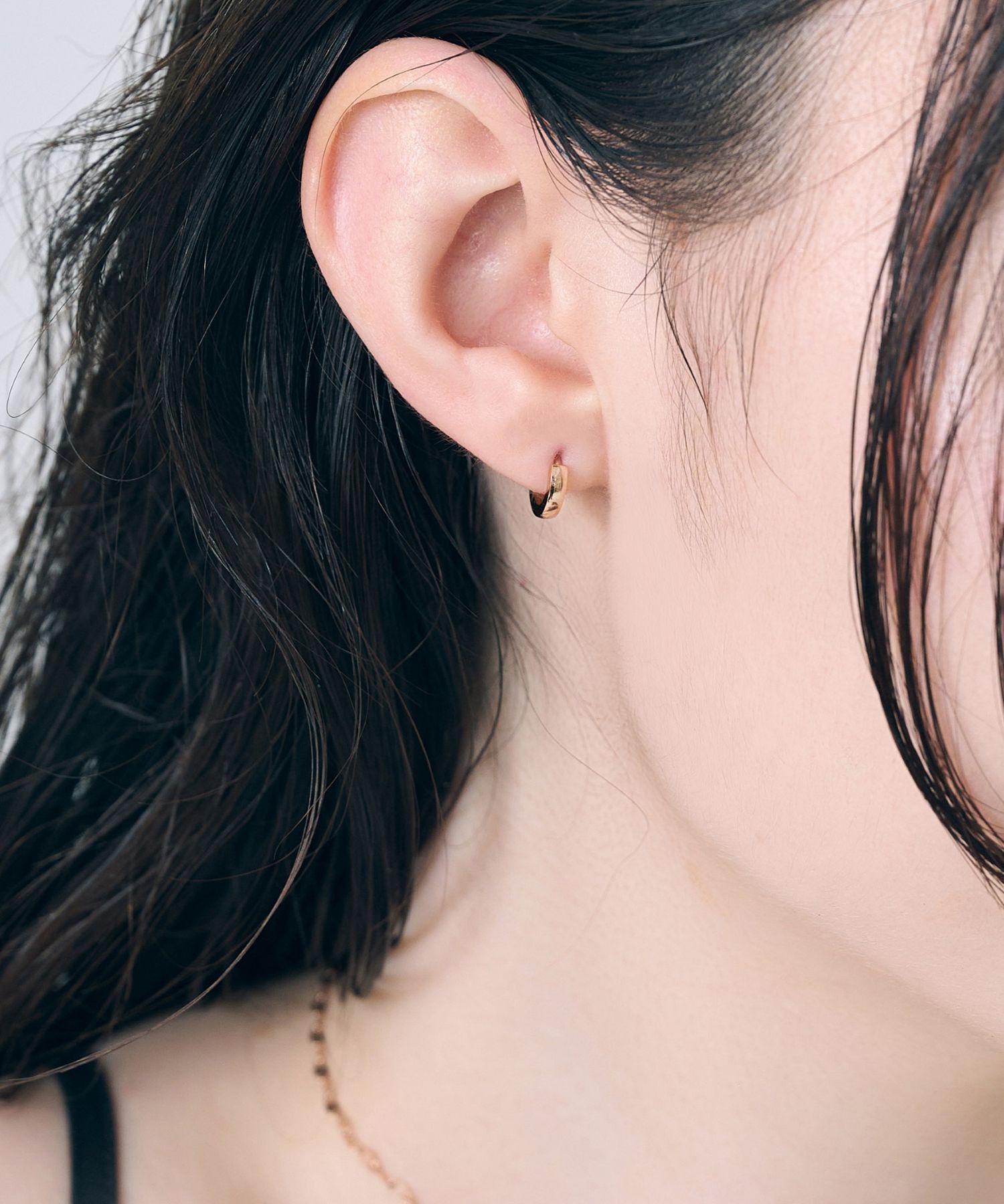 Phoebe「【金属アレルギー対応】ワンタッチメタルフープミニピアス(片耳)/サージカルステンレス ローズゴールド」|ピアス|