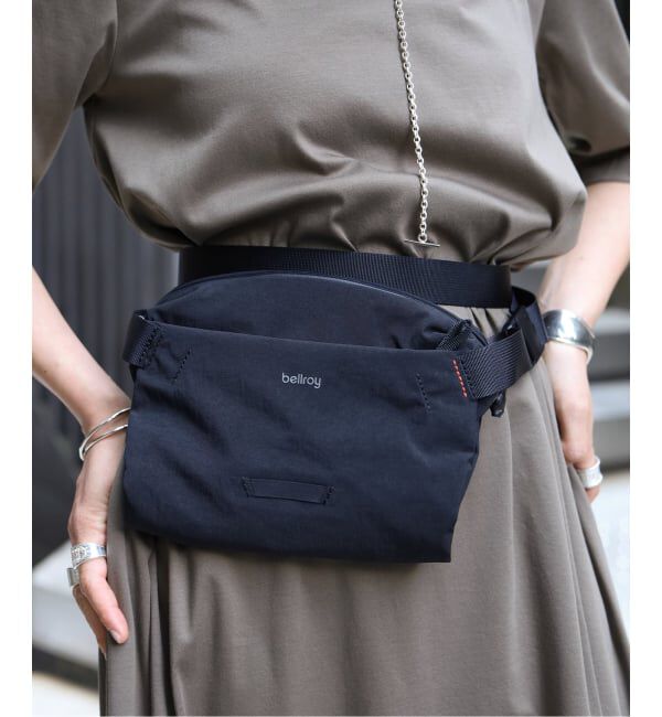 VERMEIL par iena「Bellroy ベルロイ Light Sling Mini」|ショルダー・メッセンジャー|