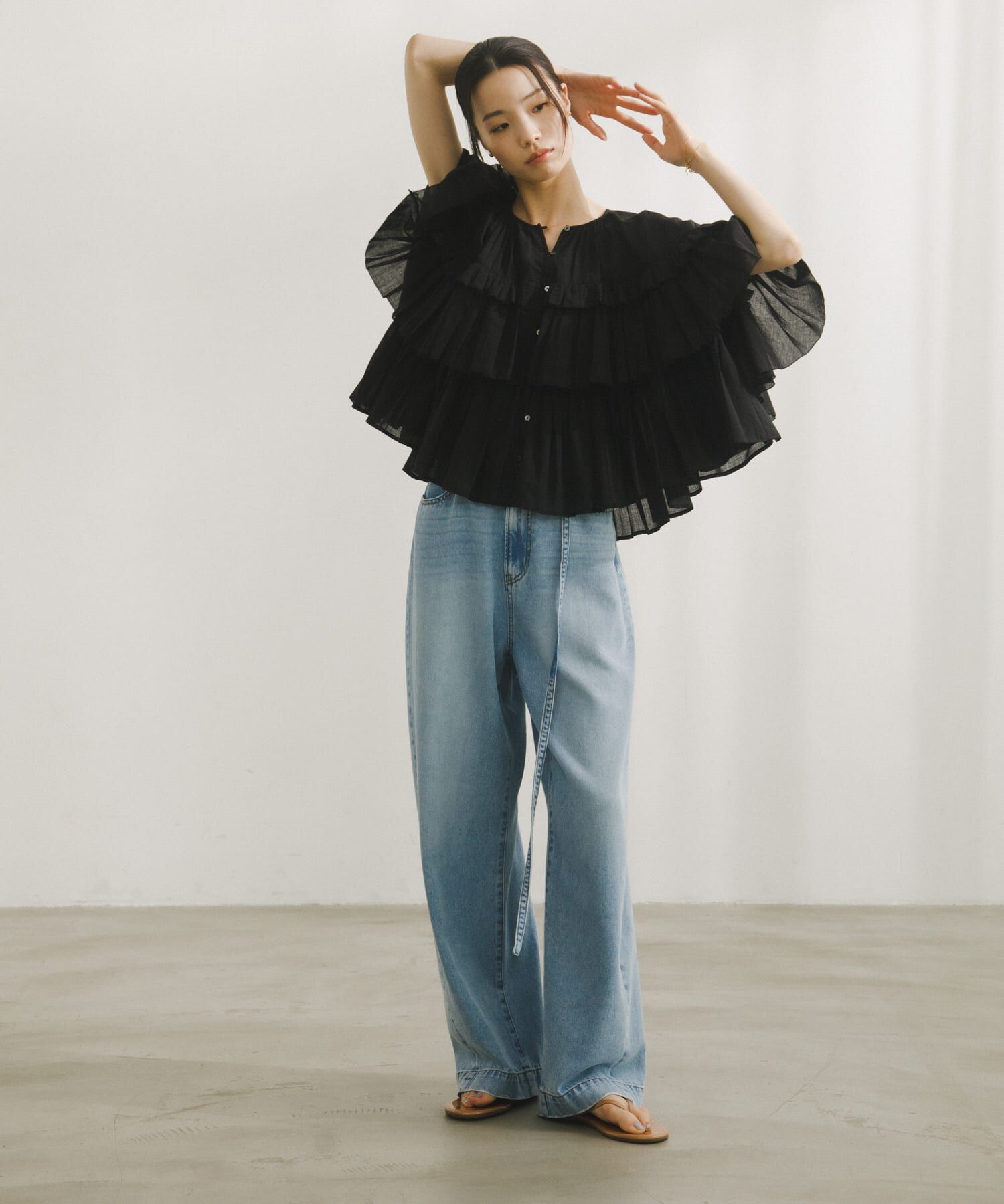 URBAN RESEARCH DOORS「Belted Light Denim」|デニム|