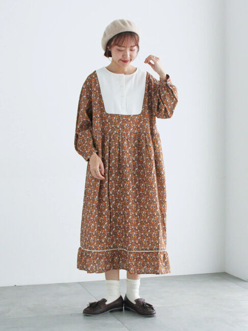 Samansa Mos2「【WEB限定】胸元配色花柄ワンピース」|ワンピース|ブラウン
