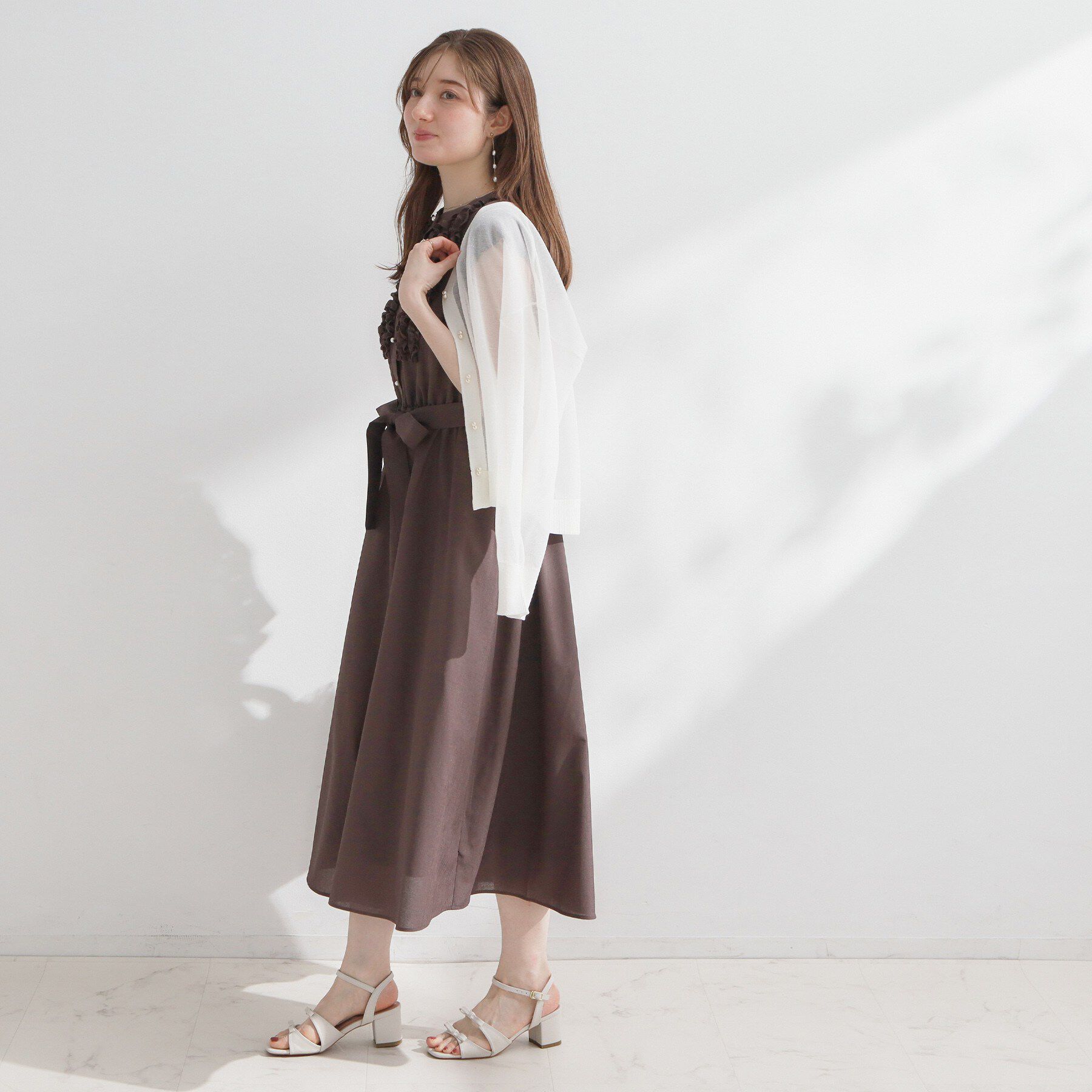 Couture broach「【洗える・パール調釦】LEVITA シアーカーディガン」|カーディガン|