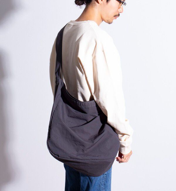 GLOSTER「【UNIVERSAL OVERALL】ウィンクルナイロン ニュースペーパーバッグ ショルダー 30L」|ショルダー・メッセンジャー|