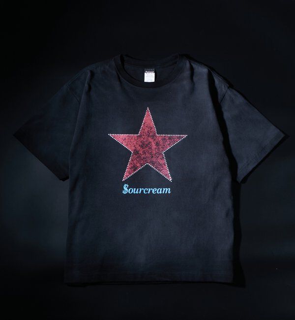  「【UNISEX】SourcreamラインストーンスターグラフィックTEE」|Tシャツ・カットソー|ブラック