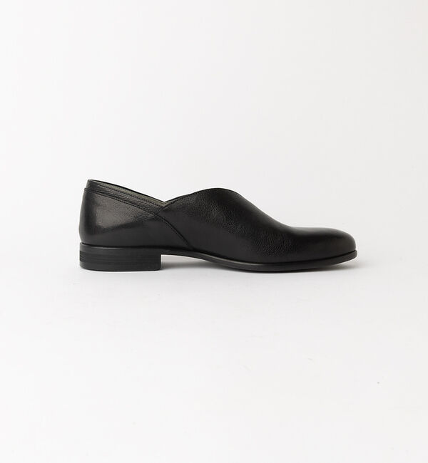 alfredoBANNISTER「【26S/S】Vカット レザー スリッポン シューズ」|スニーカー|