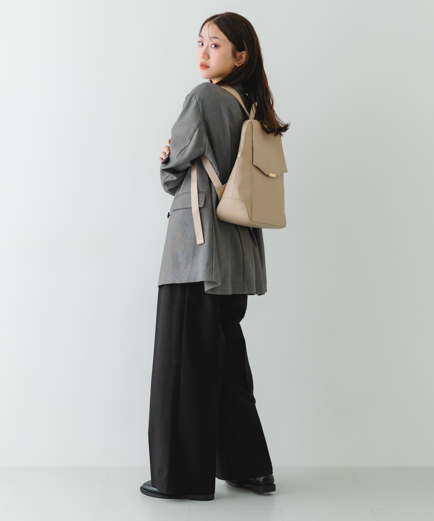 RODE SKO「メタルフラップA4リュック」|その他|