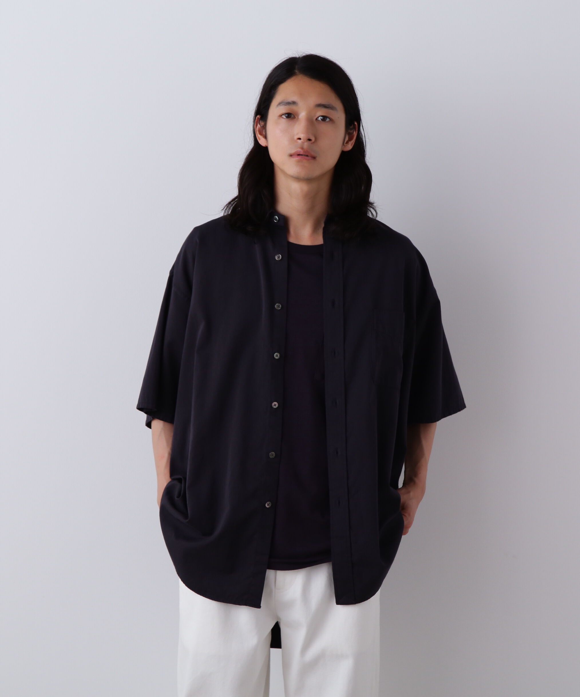 YLEVE 「Ｙ / ORGANIC COTTON WASHER SATIN SHORT SLEEVE SHIRT」|シャツ・ブラウス|ネイビー