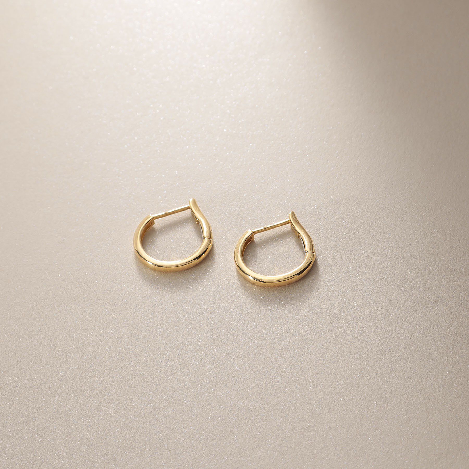 COCOSHNIK「K18甲丸 ワンタッチピアス」|ピアス|