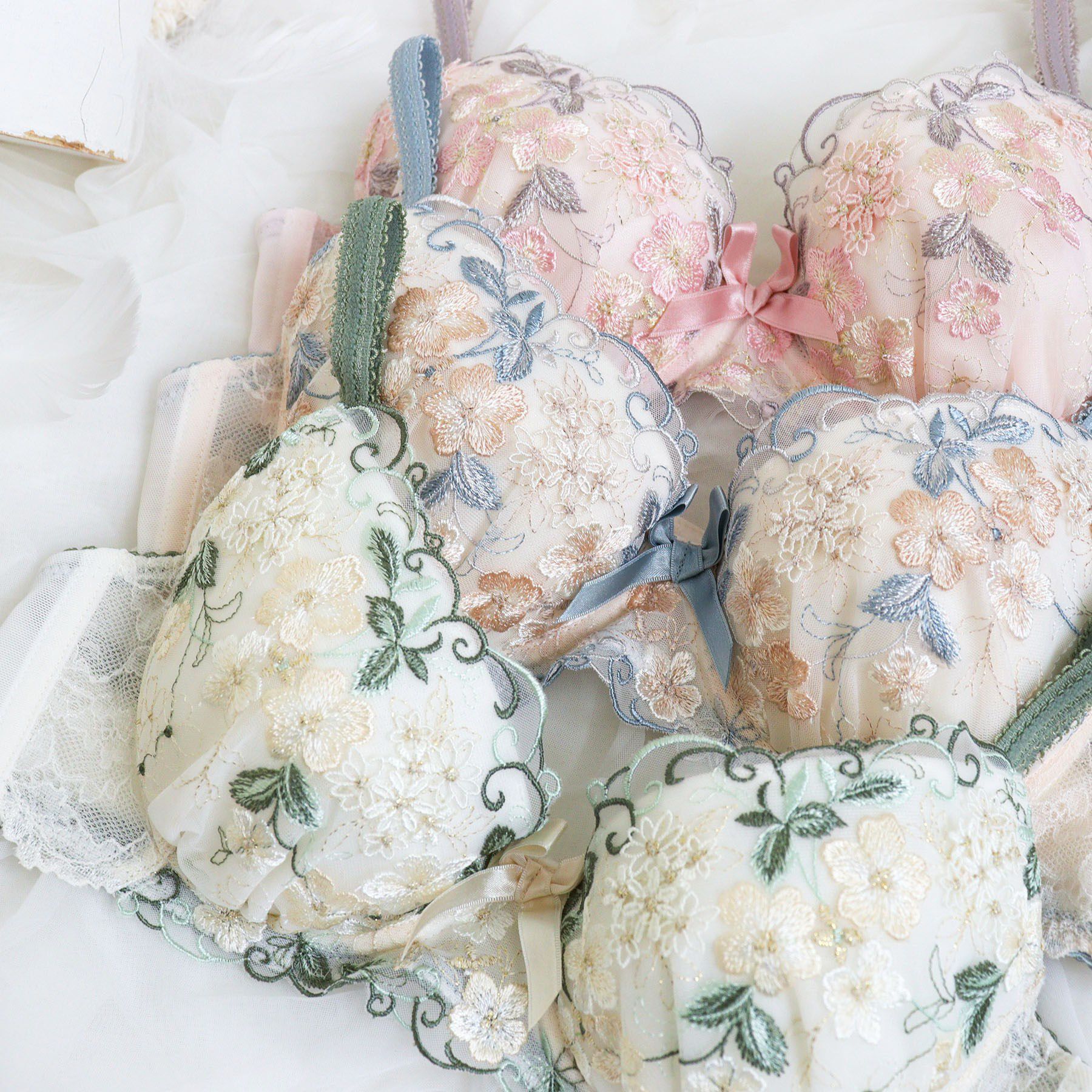 Risa Magli「エリアン ブラジャー (D-F) ＜Side Shape（サイドシェイプ）＞」|インナー|