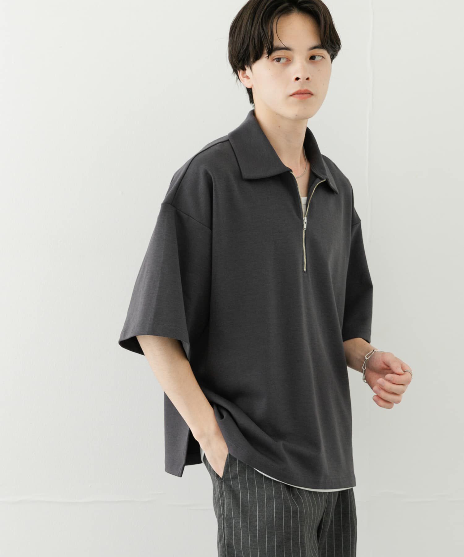 SENSE OF PLACE by URBAN RESEARCH「『ユニセックス』ダンボールポンチハーフジップショートスリーブTシャツ」|Tシャツ・カットソー|
