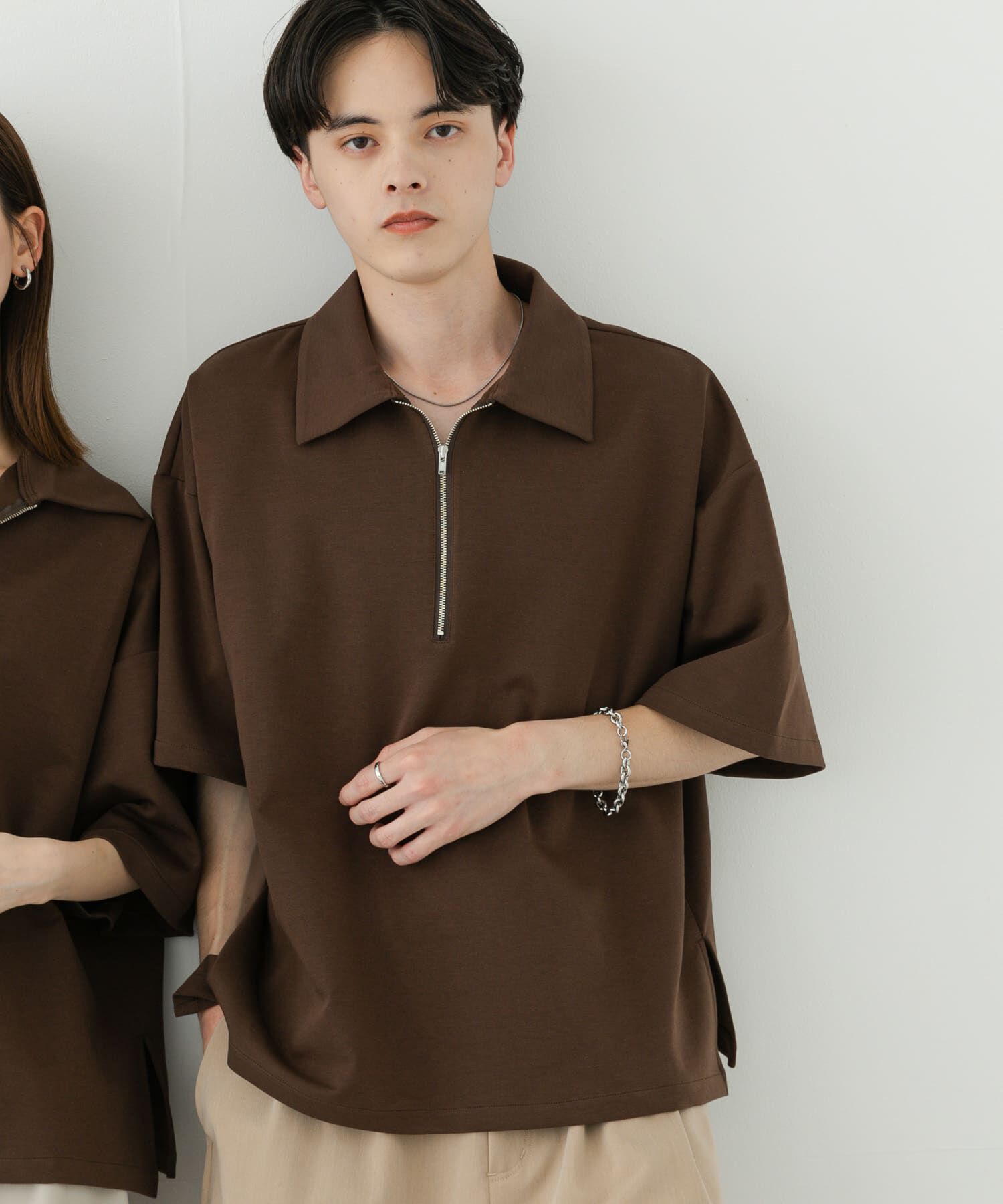 SENSE OF PLACE by URBAN RESEARCH「『ユニセックス』ダンボールポンチハーフジップショートスリーブTシャツ」|Tシャツ・カットソー|