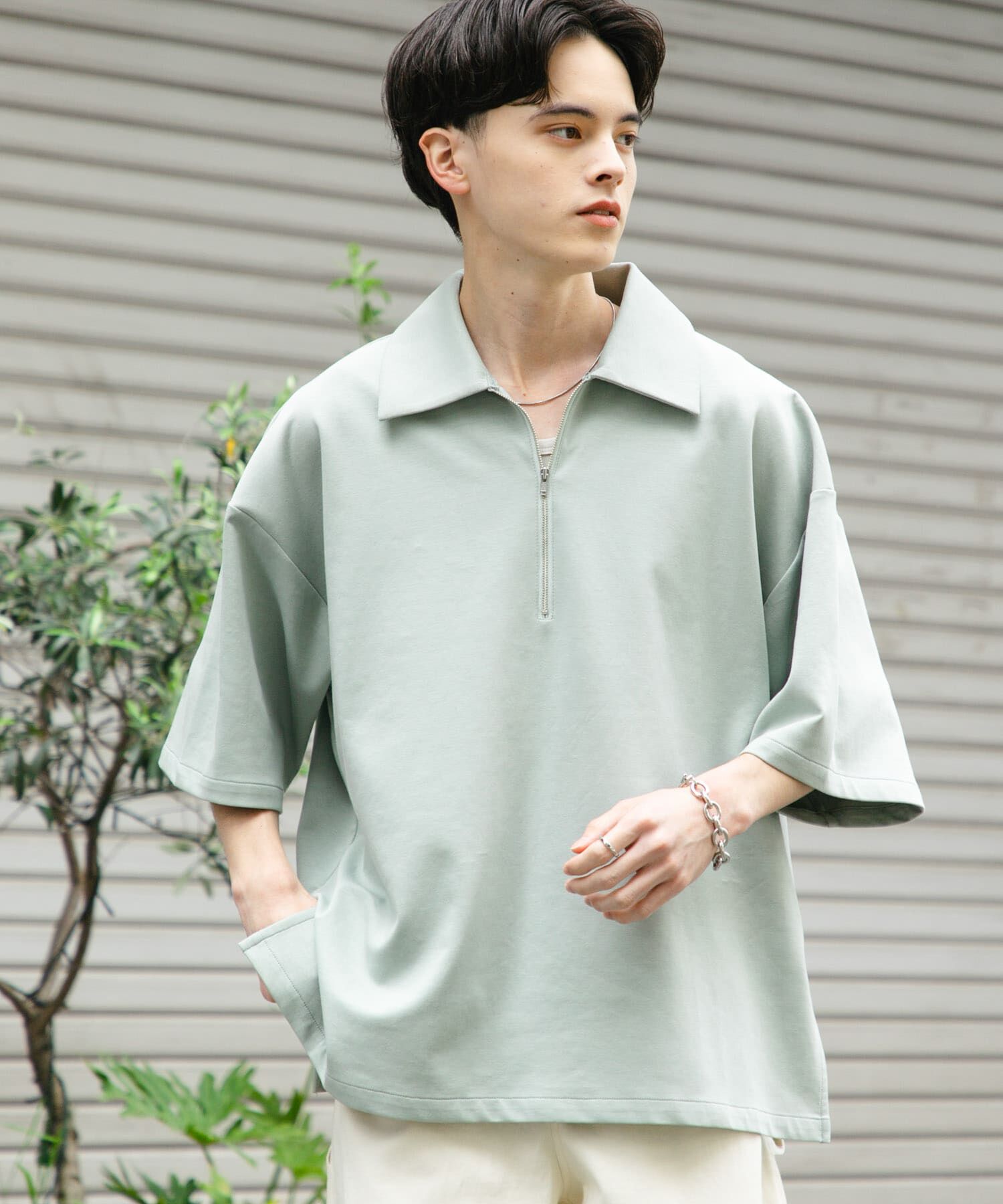SENSE OF PLACE by URBAN RESEARCH「『ユニセックス』ダンボールポンチハーフジップショートスリーブTシャツ」|Tシャツ・カットソー|