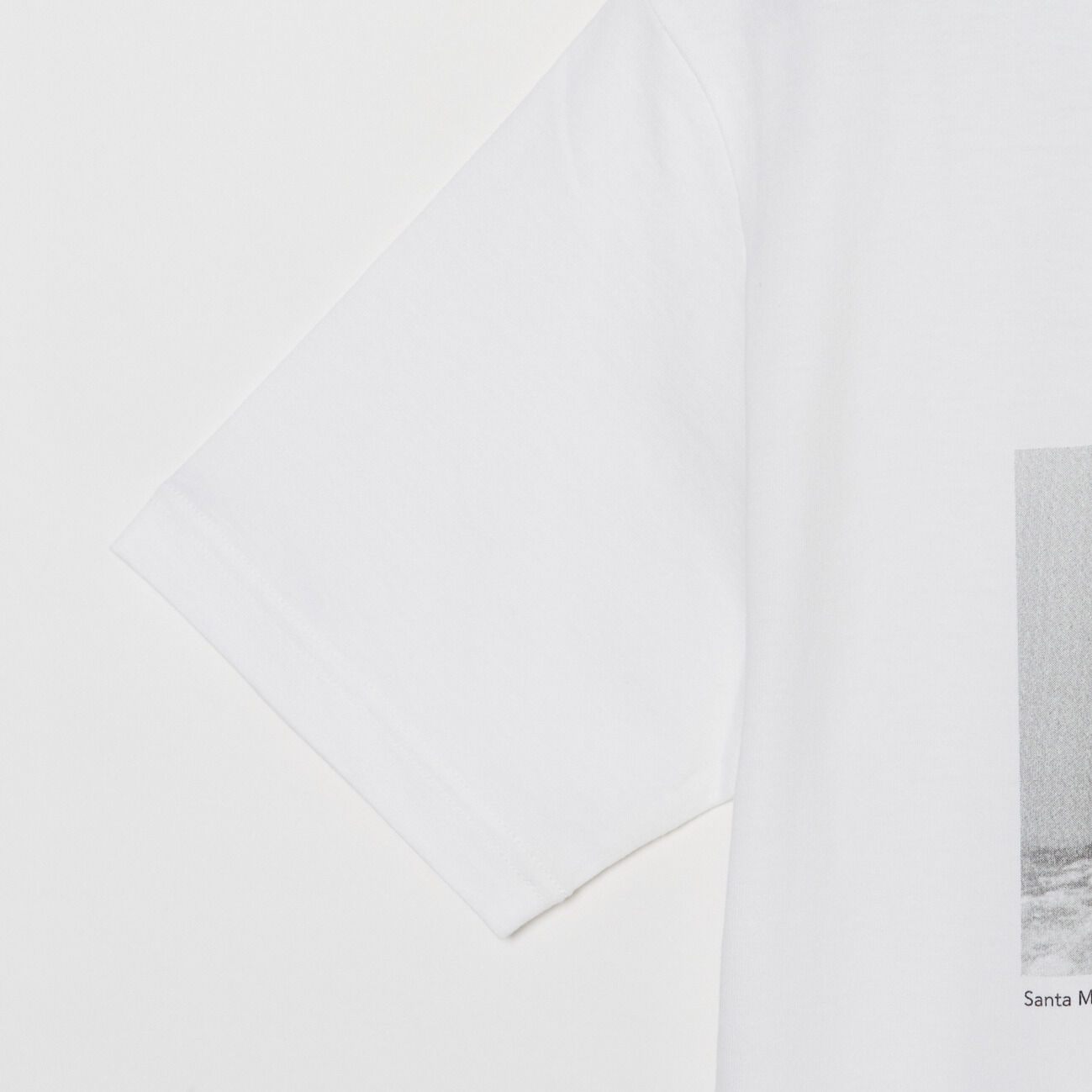  「three dots GRAPHIC TEE」|Tシャツ・カットソー|