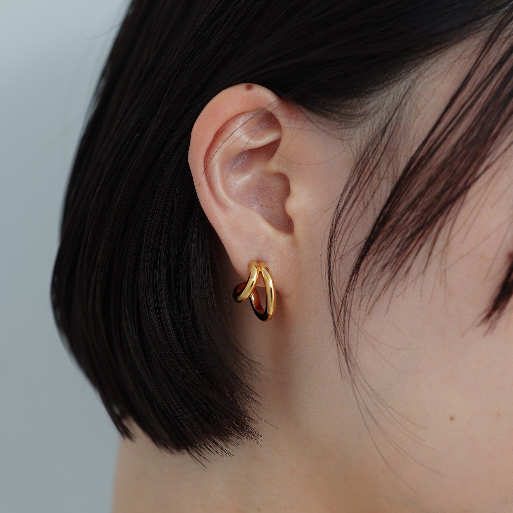 COCOSHNIK ONKITSCH「シルバー アシンメトリーフープピアス GP」|ピアス|