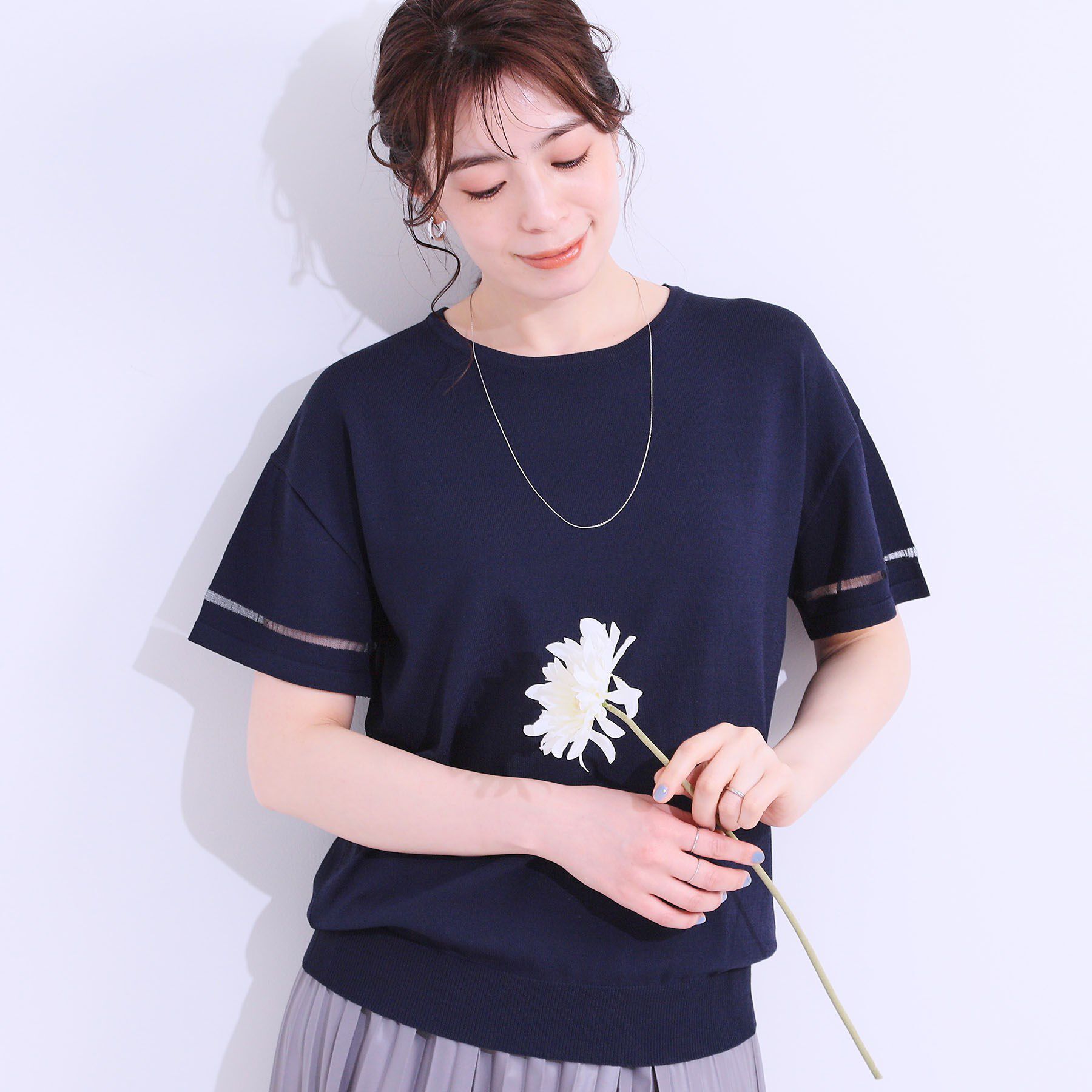 SHOO･LA･RUE「【S-LL/洗える/UV】お袖シアーでヘルシーに フレアスリーブサマーニット」|ニット・セーター|ネイビー(094)