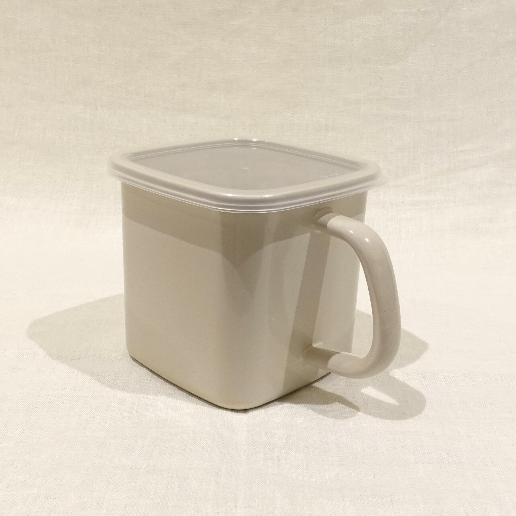 212 KITCHEN STORE「持ち手付きストッカー角型 L グレージュ 212K限定カラー ＜野田琺瑯＞」|食器・キッチングッズ|