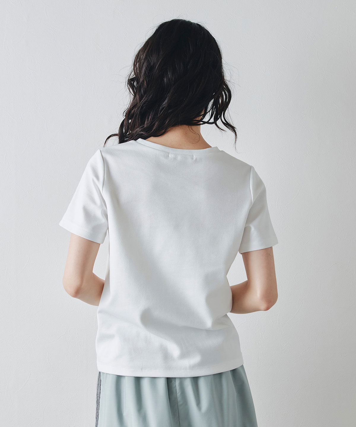 REDYAZEL「ビジューRチャームTシャツ」|Tシャツ・カットソー|