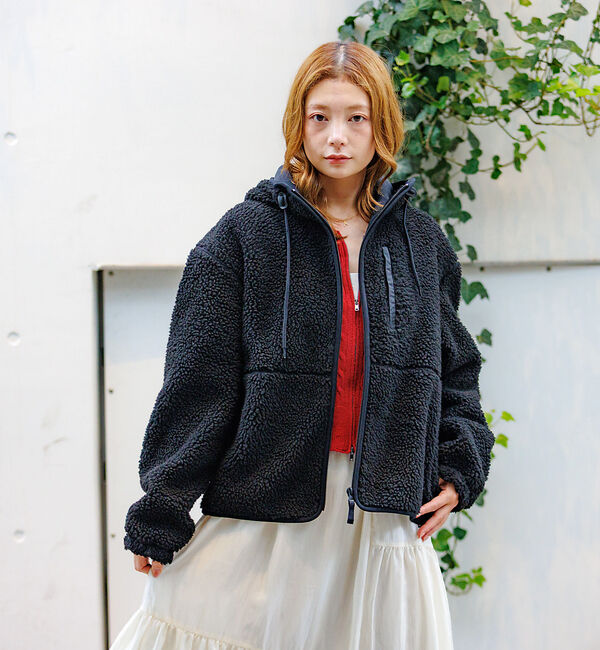 Rouge vif「【NANGA / ナンガ】BOA FLEECE ZIP HOODIE / ボアフ」|パーカー|